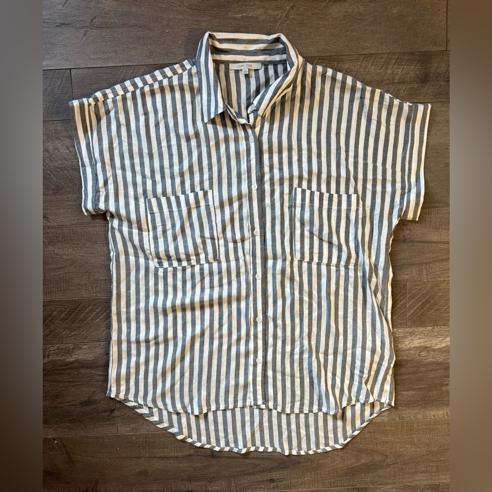 Love Tree Striped Button Down Shirt Gray White | Roll Sleeve Pocket Top 🧺